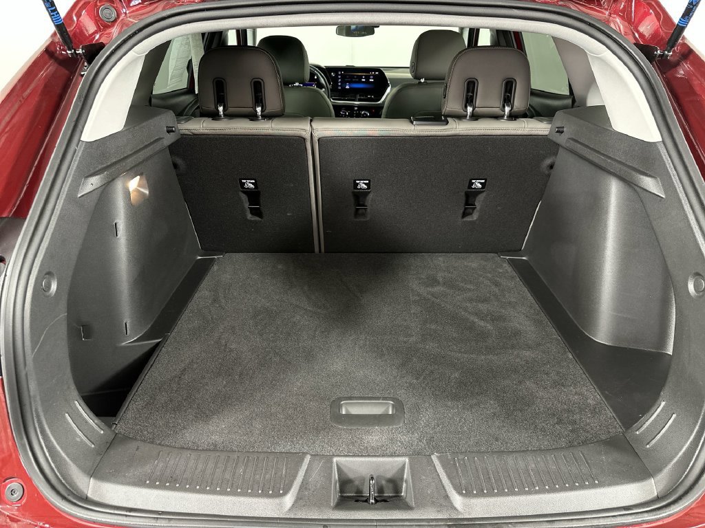 Certified 2024 Chevrolet Trax ACTIV w/ Sunroof Package FWD image 28
