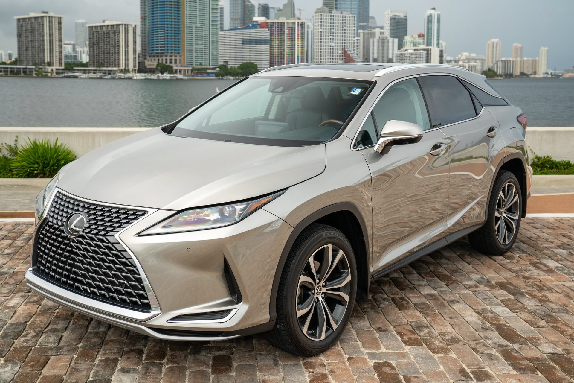 Used 2022 Lexus RX 350 FWD w/ Premium Package image 9