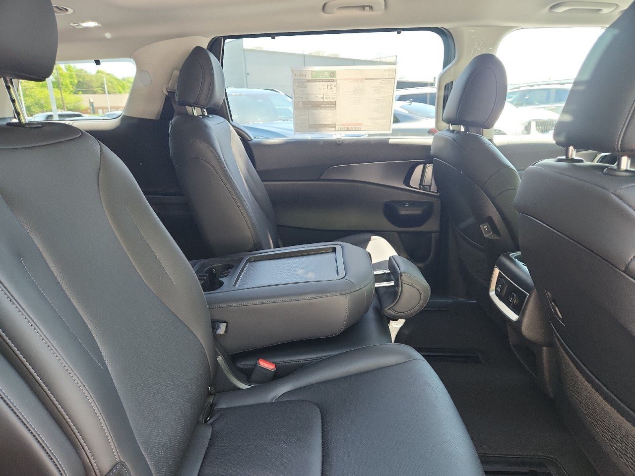New 2026 Kia Carnival SX w/ SX Dark Edition Package FWD image 39