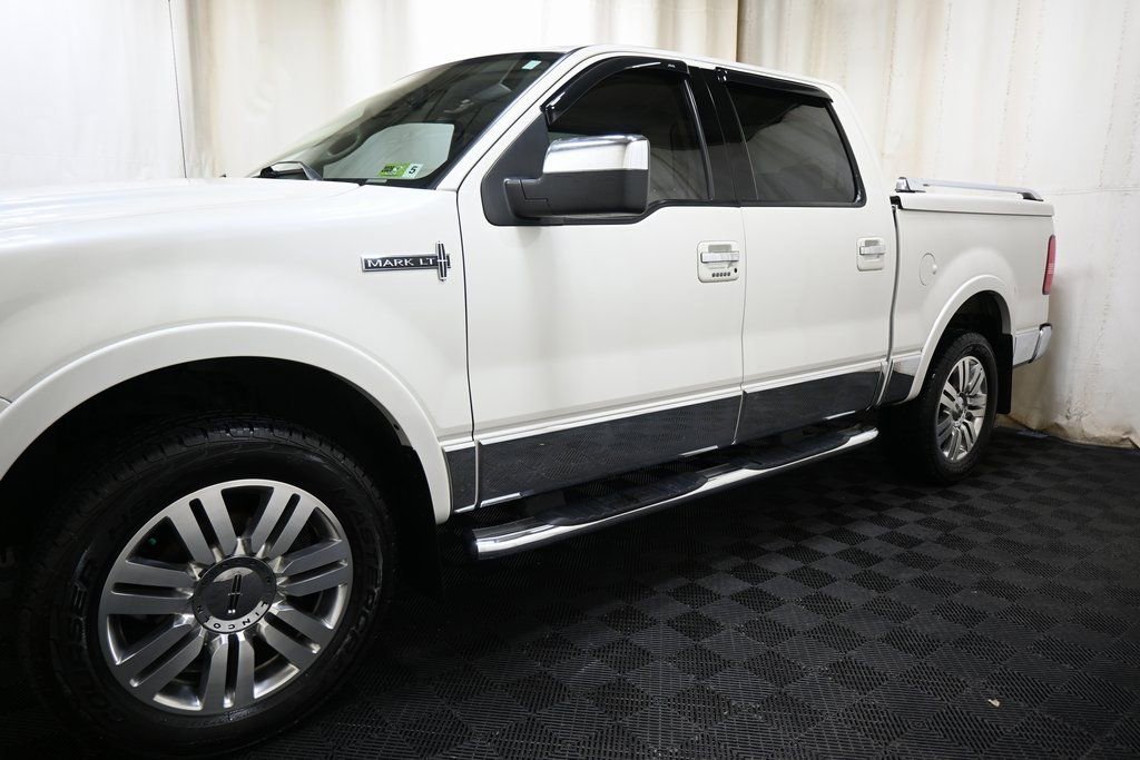 Used 2006 Lincoln Mark LT 4x4 image 14