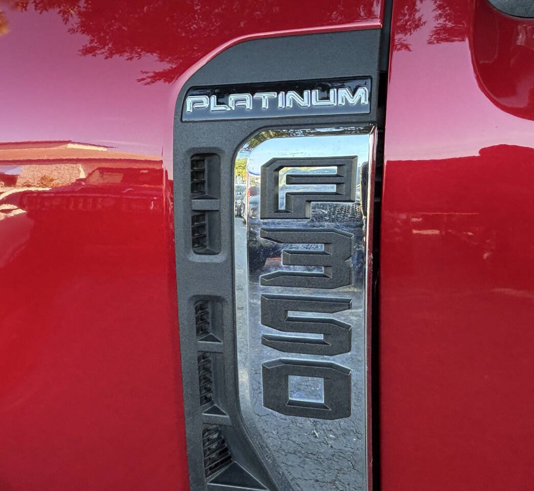 Used 2023 Ford F350 Platinum AWD/4WD image 4