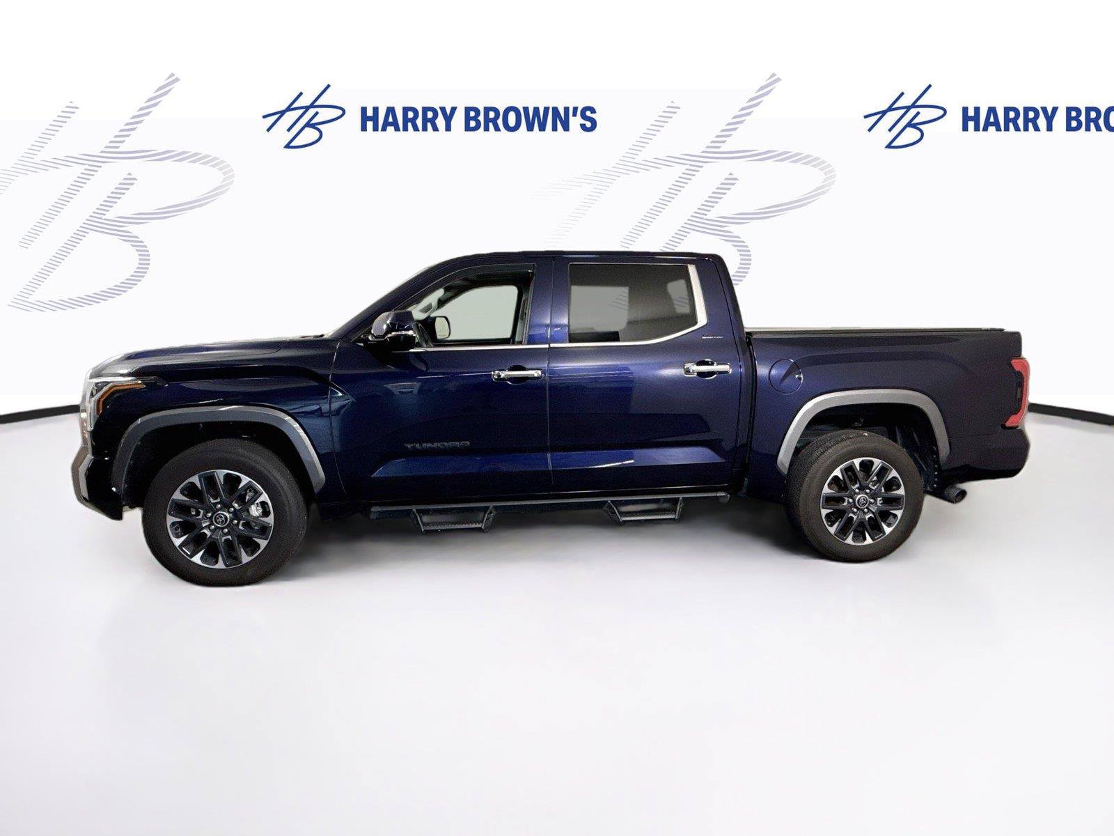 Used 2024 Toyota Tundra Limited AWD/4WD image 26
