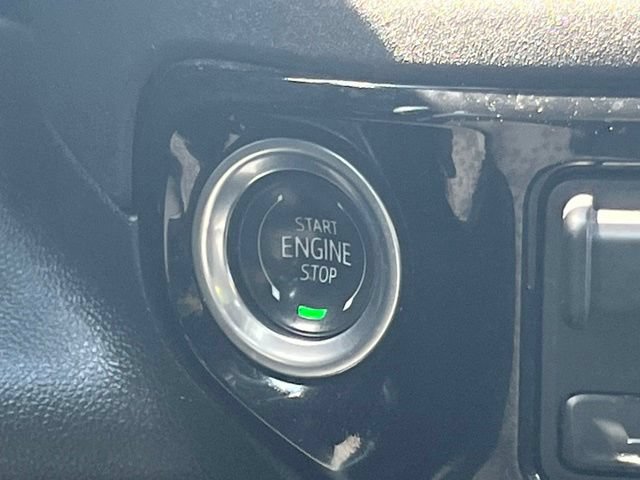 Used 2025 Chevrolet Silverado 1500 LT RWD image 22