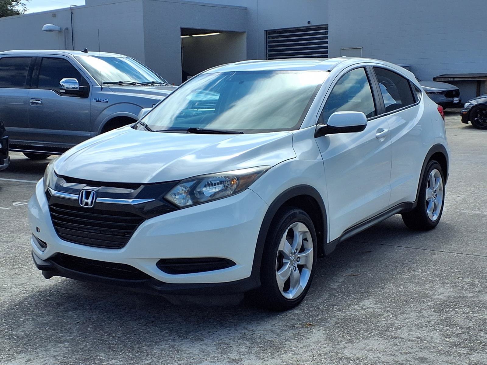 Used 2016 Honda HR-V LX image 20