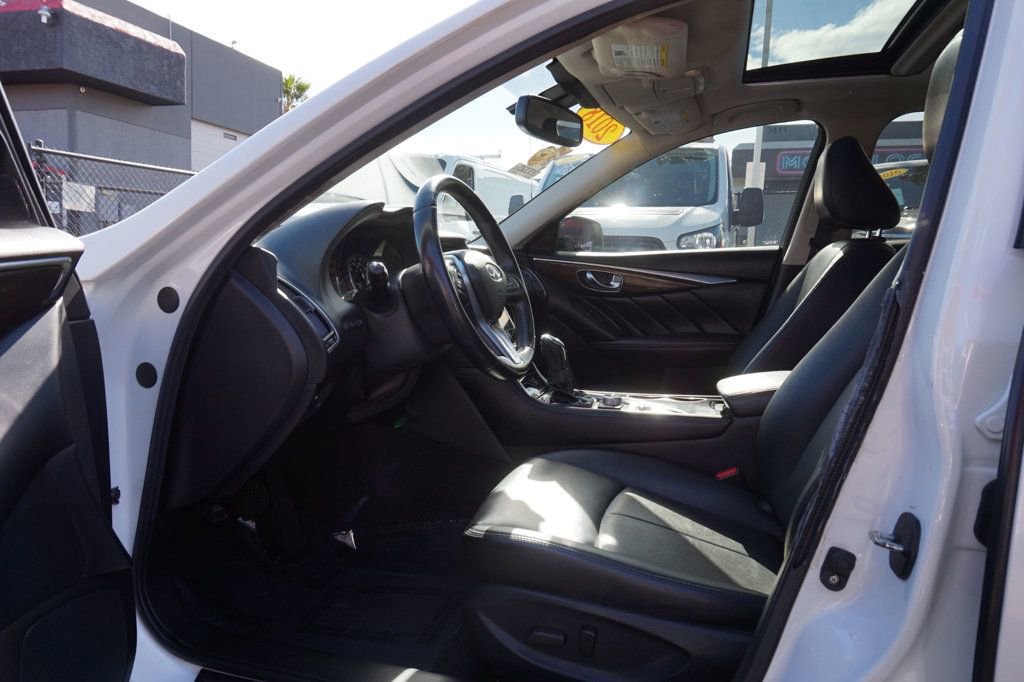 Used 2018 INFINITI Q50 Luxe w/ Cargo Package (L95) RWD image 15