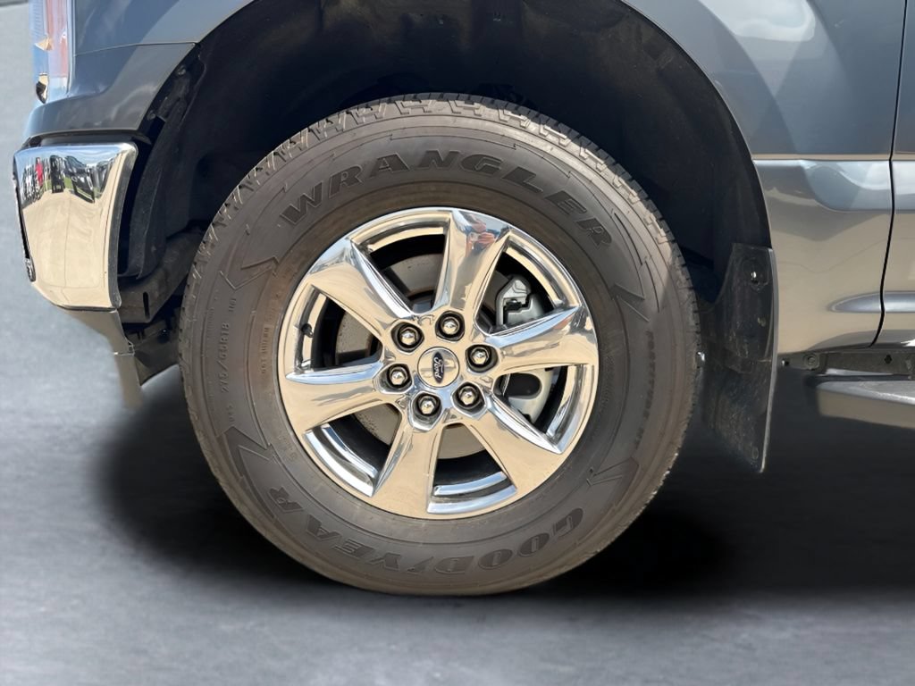 Used 2019 Ford F150 XLT w/ Equipment Group 302A Luxury AWD/4WD image 29