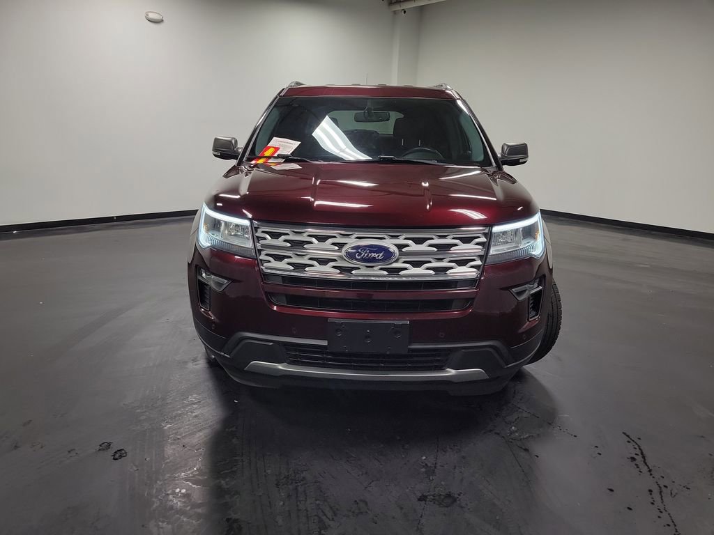 Used 2019 Ford Explorer XLT w/ Equipment Group 202A image 2