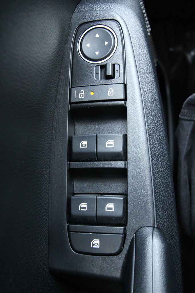 New 2026 Kia Seltos LX image 21