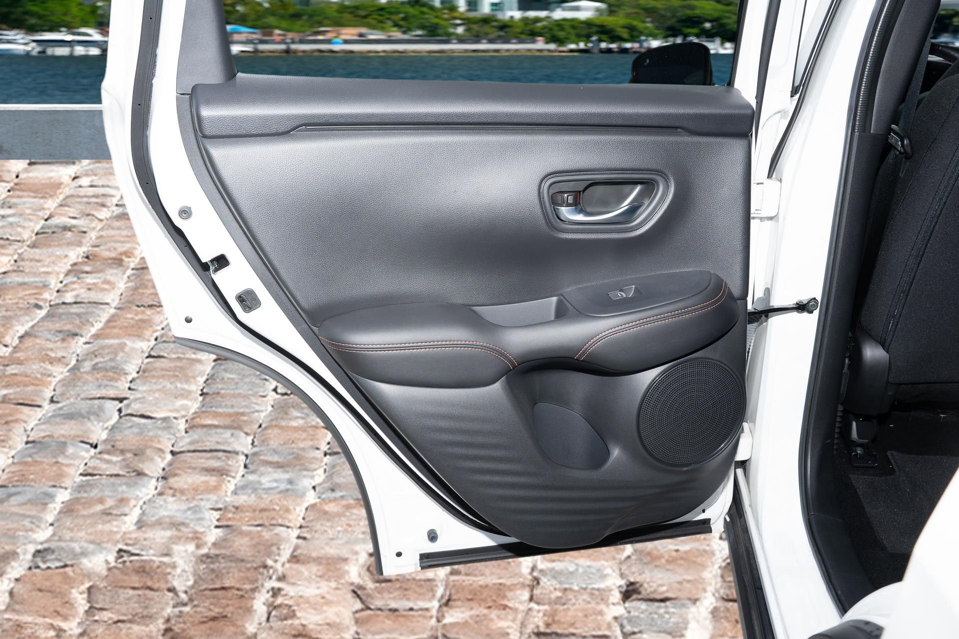 Used 2024 Honda HR-V Sport image 11