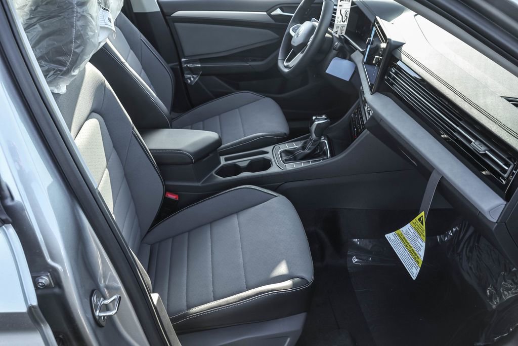 New 2026 Volkswagen Jetta SE image 42