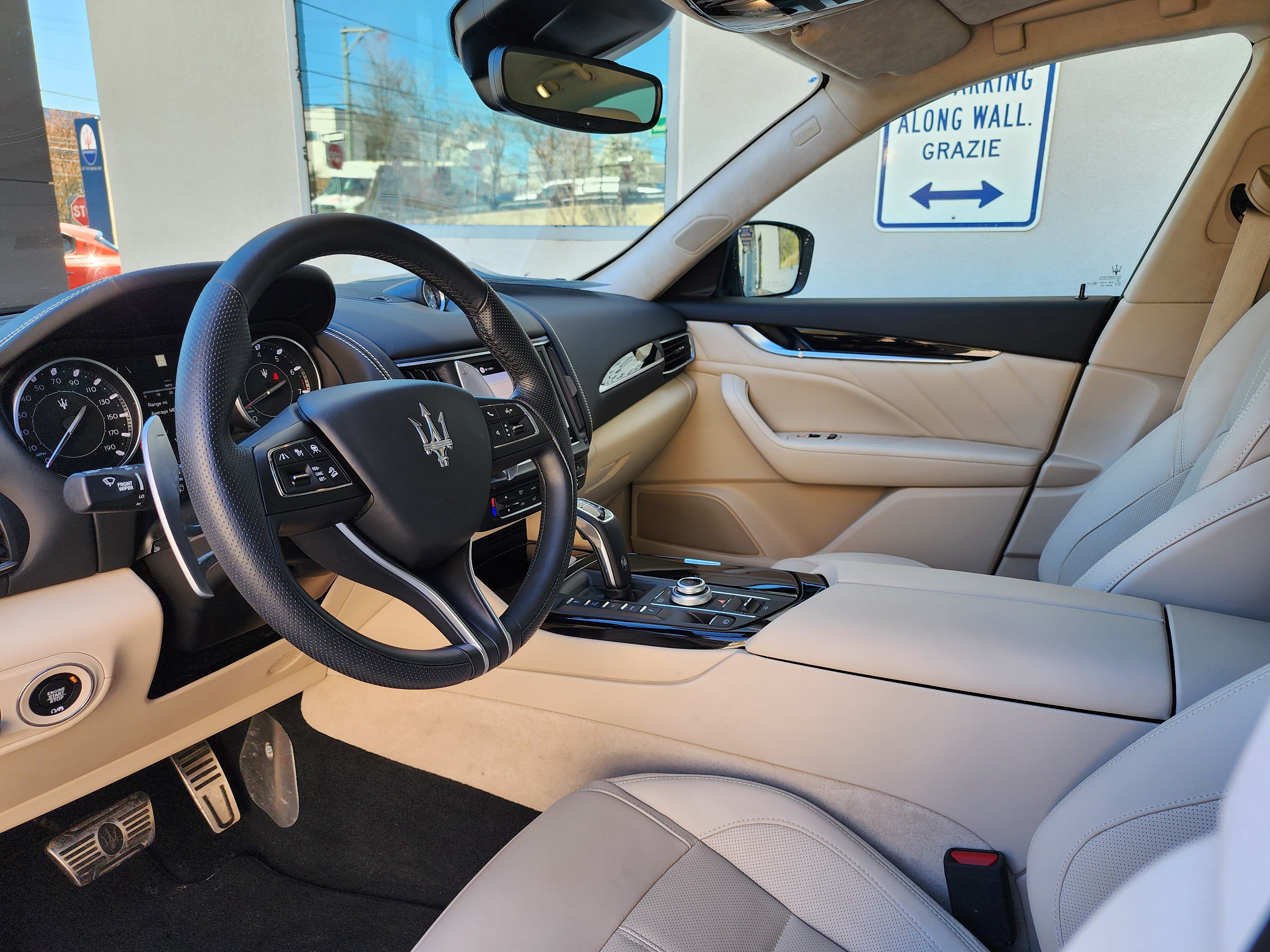 Used 2022 Maserati Levante Modena AWD/4WD image 12