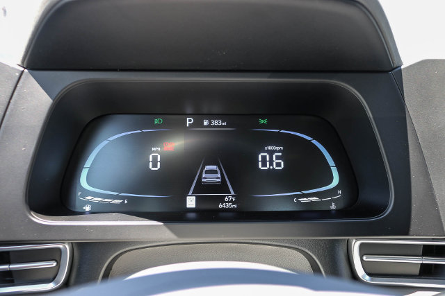 Certified 2026 Hyundai Elantra Sport FWD image 31