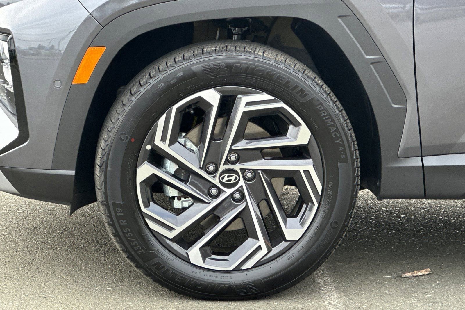 New 2025 Hyundai Tucson Limited w/ Tow & Go Package image 24