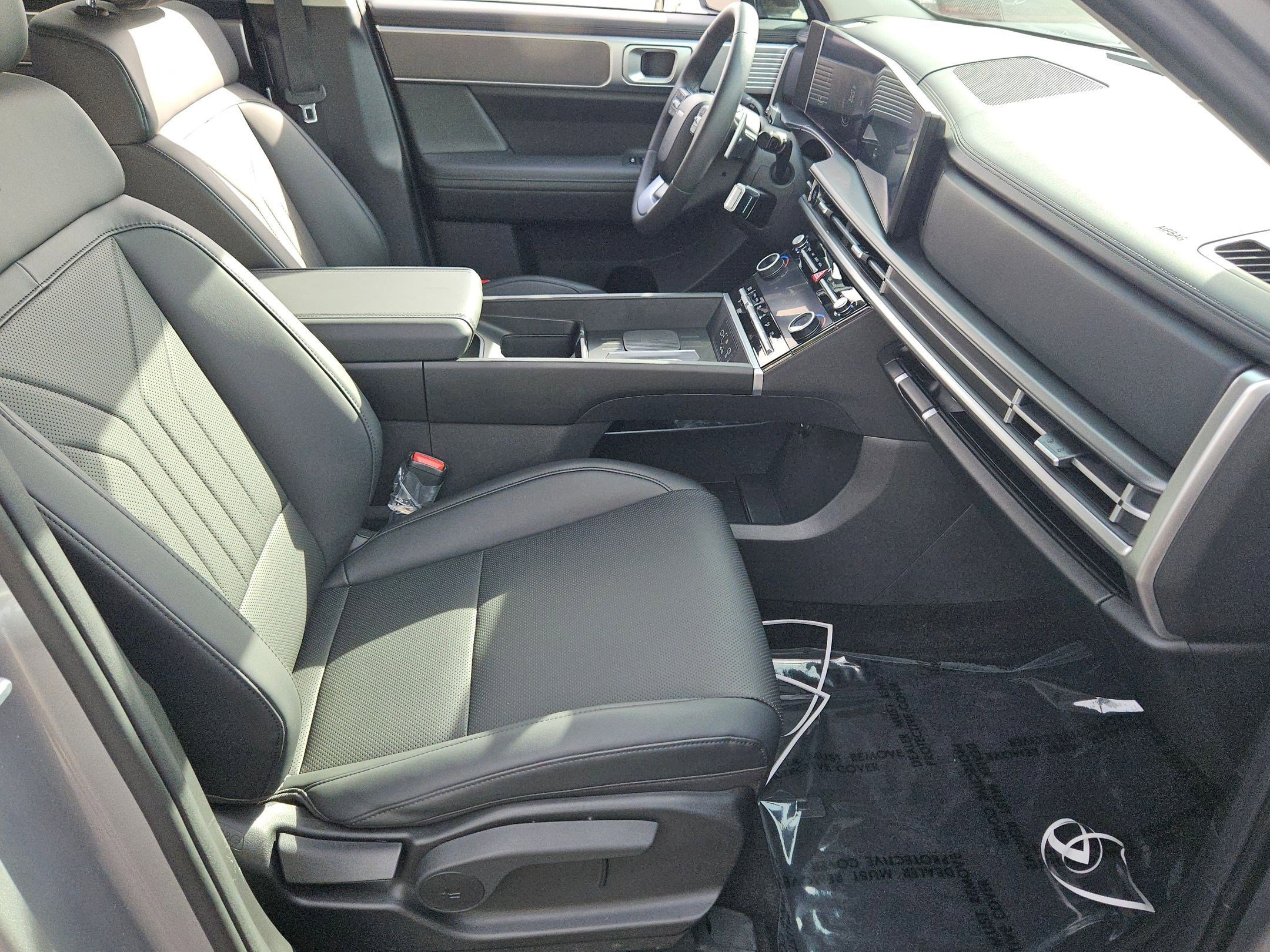 Used 2025 Hyundai Santa Fe XRT image 23