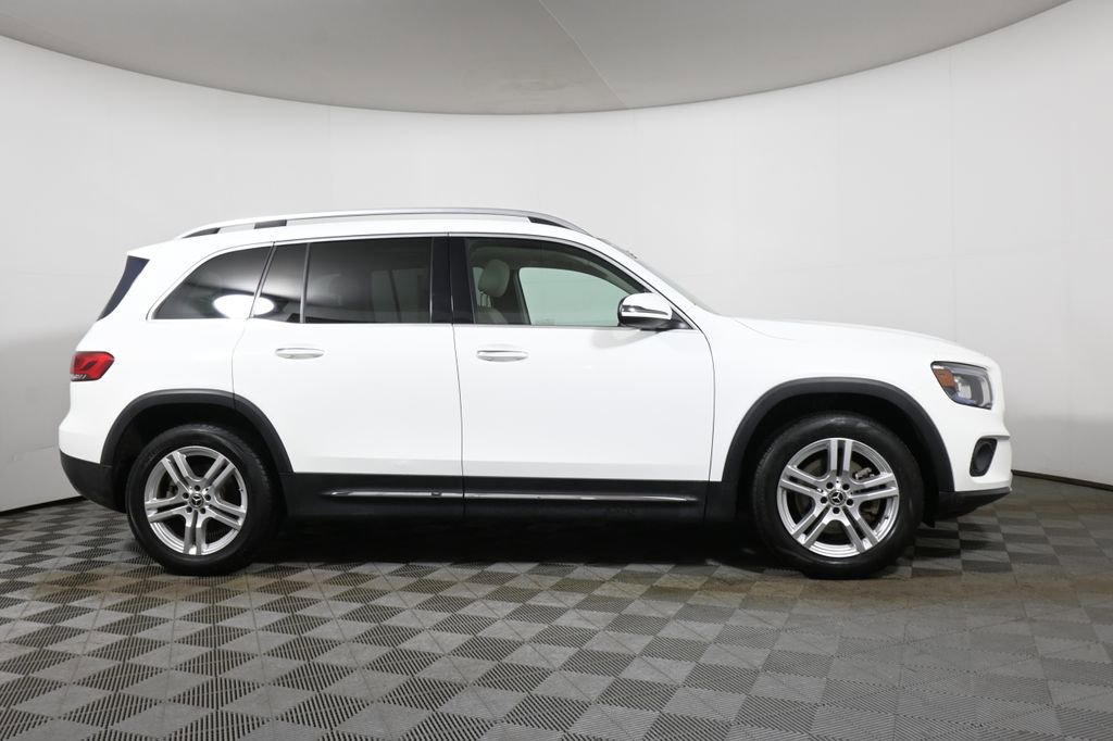Used 2022 Mercedes-Benz GLB 250 4MATIC image 8
