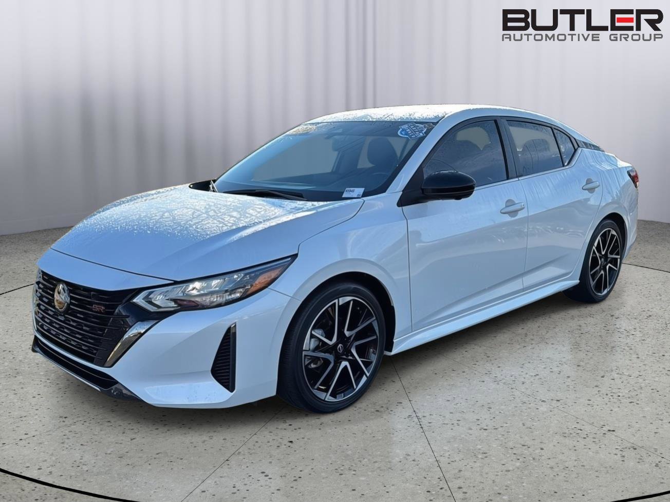 Used 2024 Nissan Sentra SR w/ SR Premium Package image 2