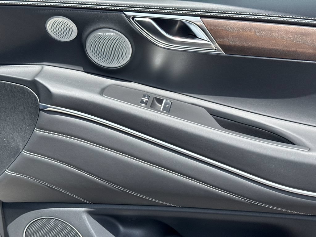 New 2026 Genesis GV80 3.5T Prestige AWD/4WD image 16