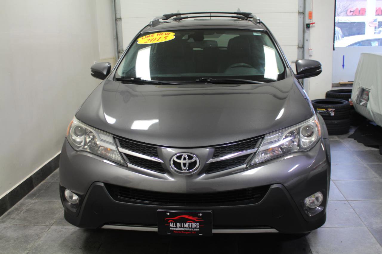 Used 2015 Toyota RAV4 Limited w/ Technology Package image 2