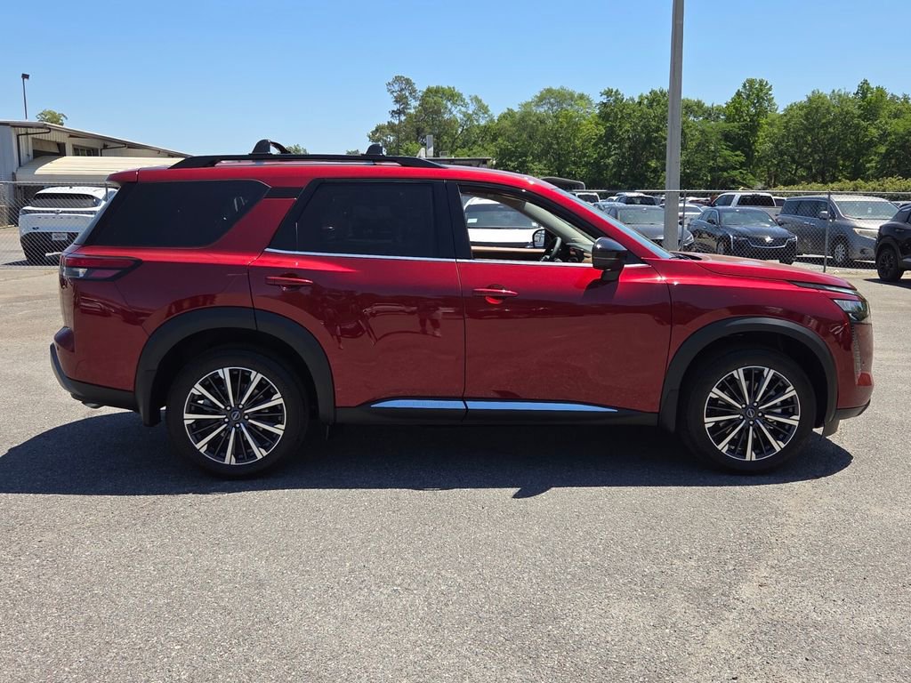 New 2026 Nissan Pathfinder Platinum AWD/4WD image 11