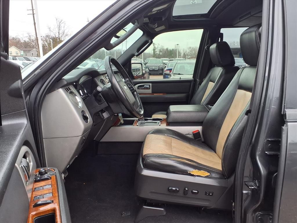 Used 2007 Ford Expedition Eddie Bauer AWD/4WD image 16