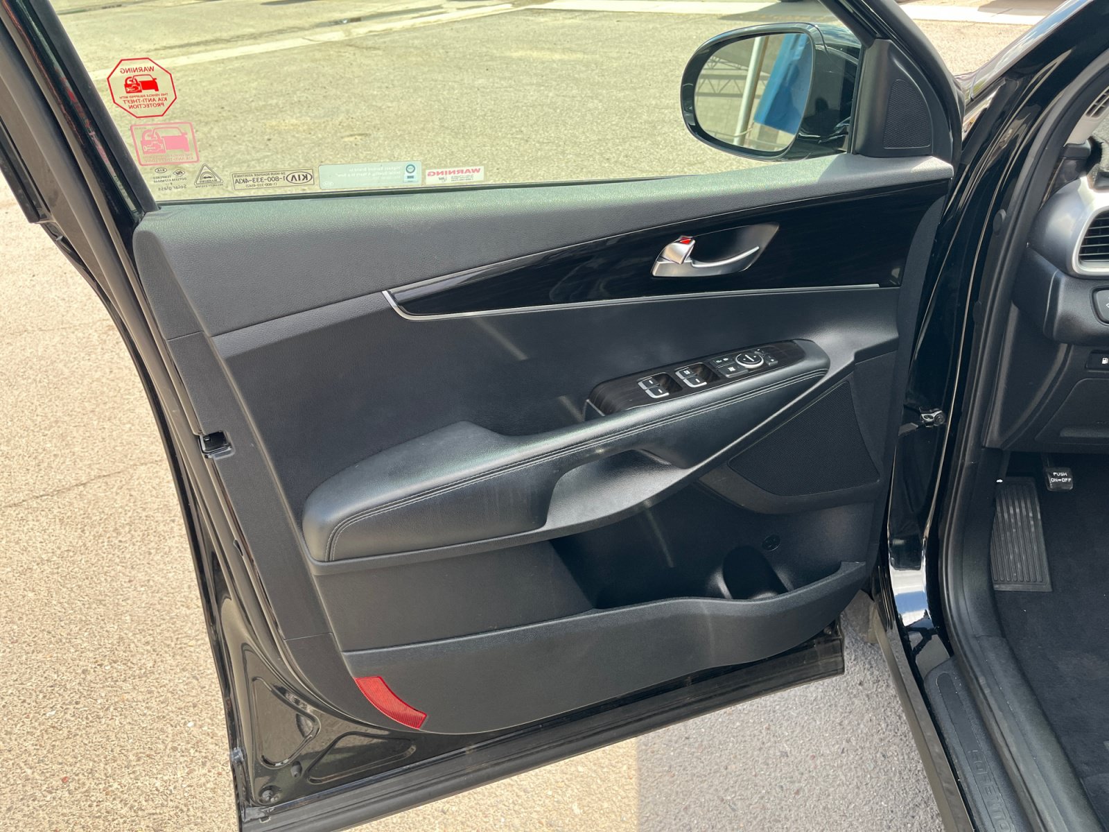Used 2019 Kia Sorento L FWD image 15