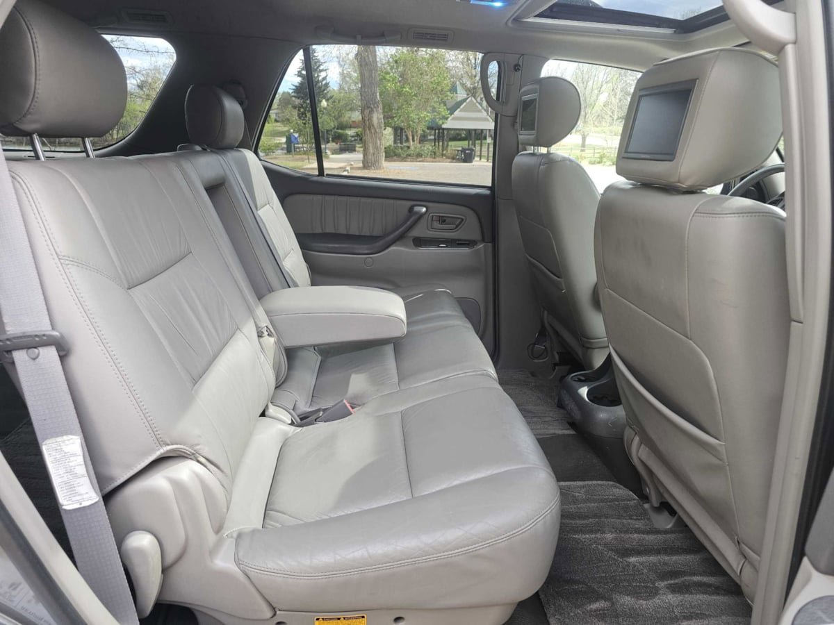 Used 2003 Toyota Sequoia Limited AWD/4WD image 40