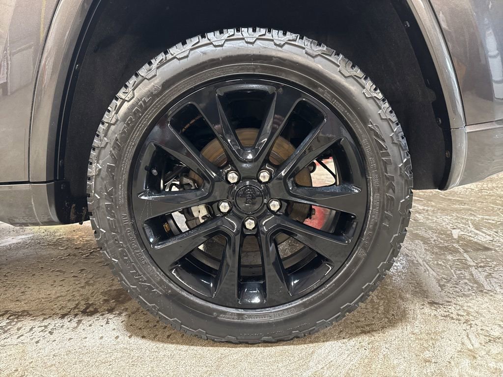 Certified 2020 Jeep Grand Cherokee Altitude image 31