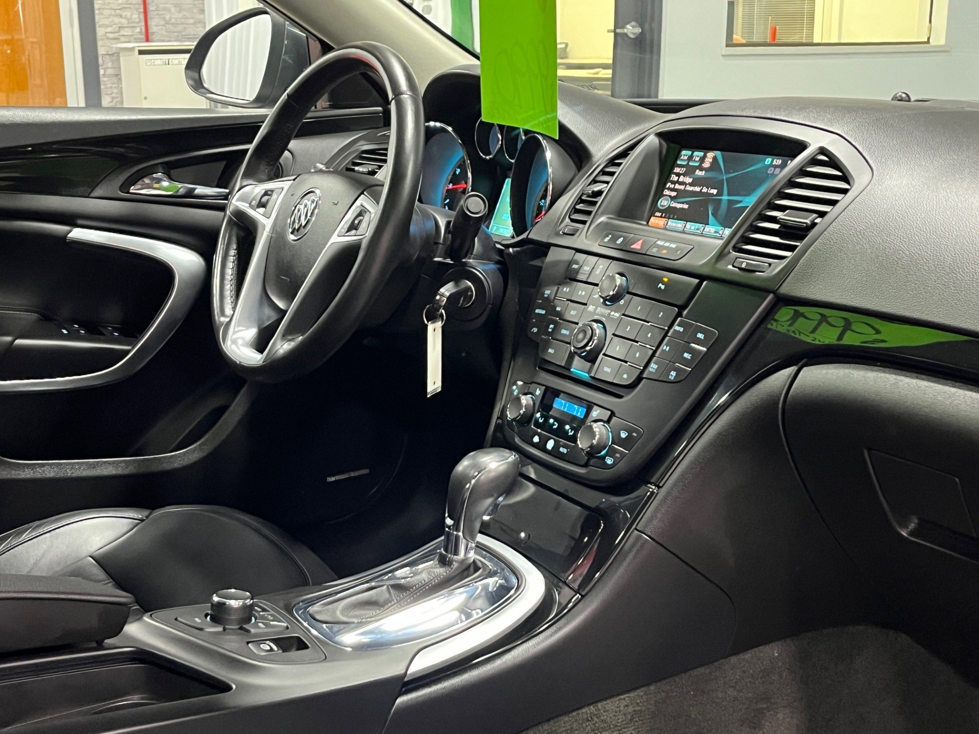 Used 2011 Buick Regal CXL Turbo w/ TO7 Preferred Equipment Group image 10