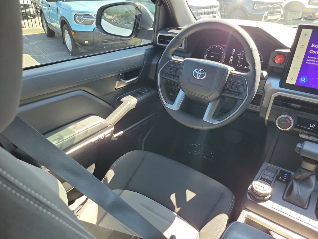 Used 2024 Toyota Tacoma TRD Off-Road image 13