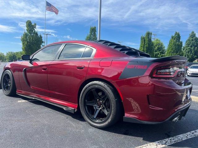 Used 2018 Dodge Charger R/T RWD image 13