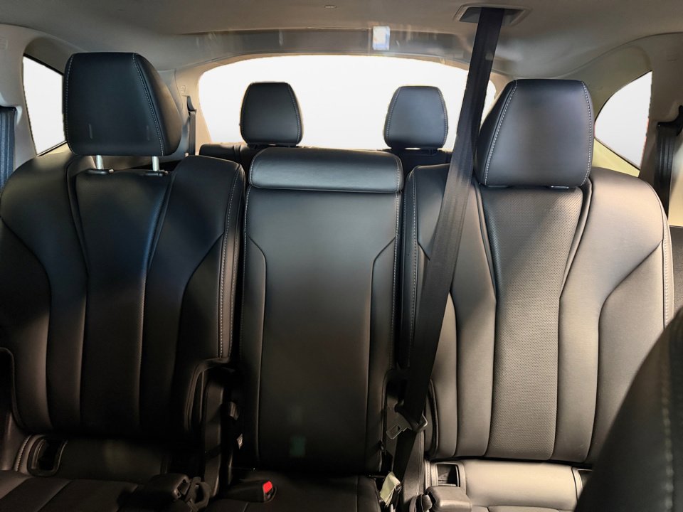 Used 2022 Acura MDX w/ Technology Package AWD/4WD image 15