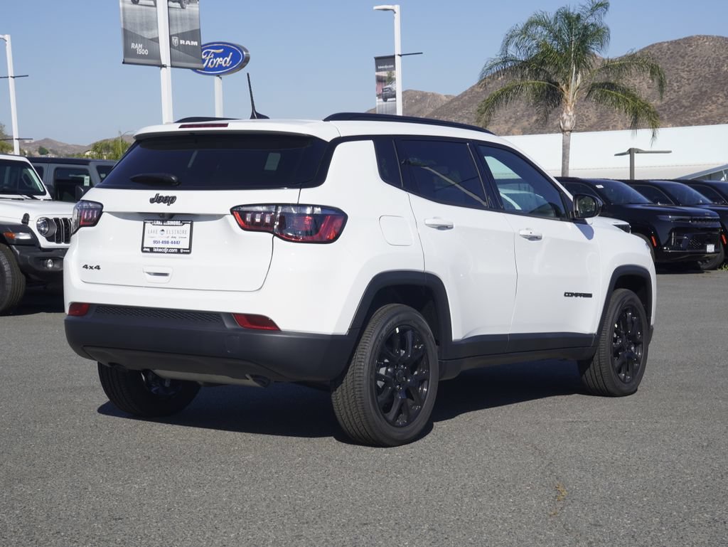 New 2026 Jeep Compass Latitude AWD/4WD image 4