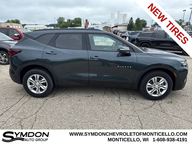 Used 2019 Chevrolet Blazer LT image 2