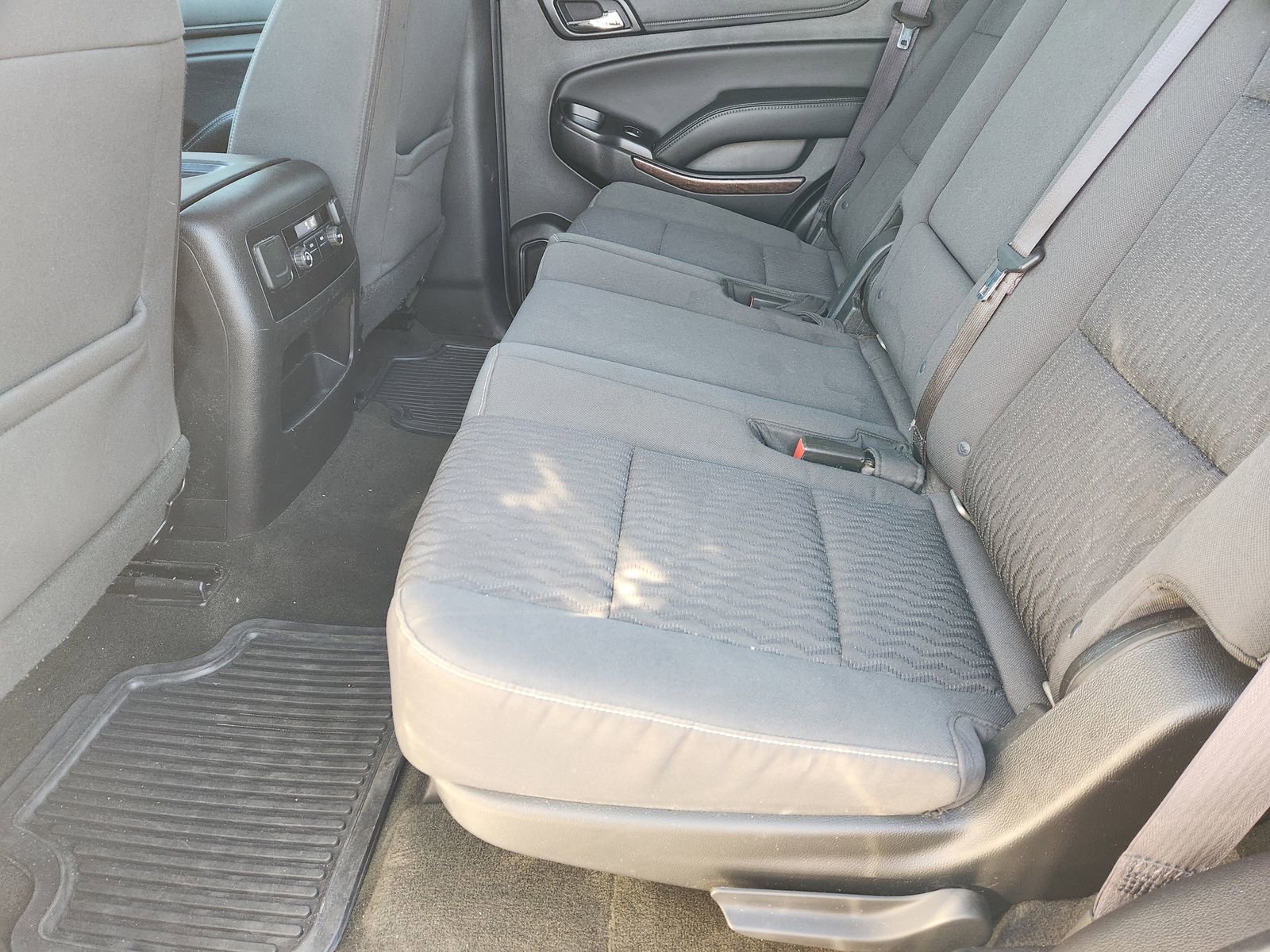 Used 2016 GMC Yukon SLE w/ Convenience Package image 32