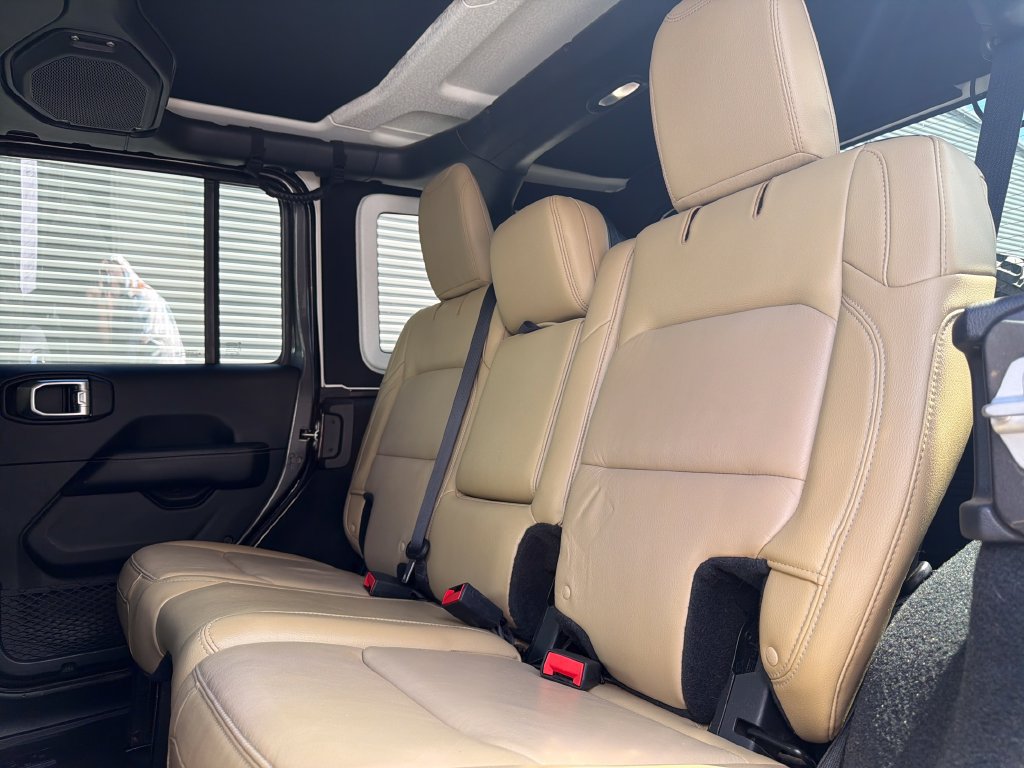 Used 2018 Jeep Wrangler Unlimited Rubicon AWD/4WD image 44