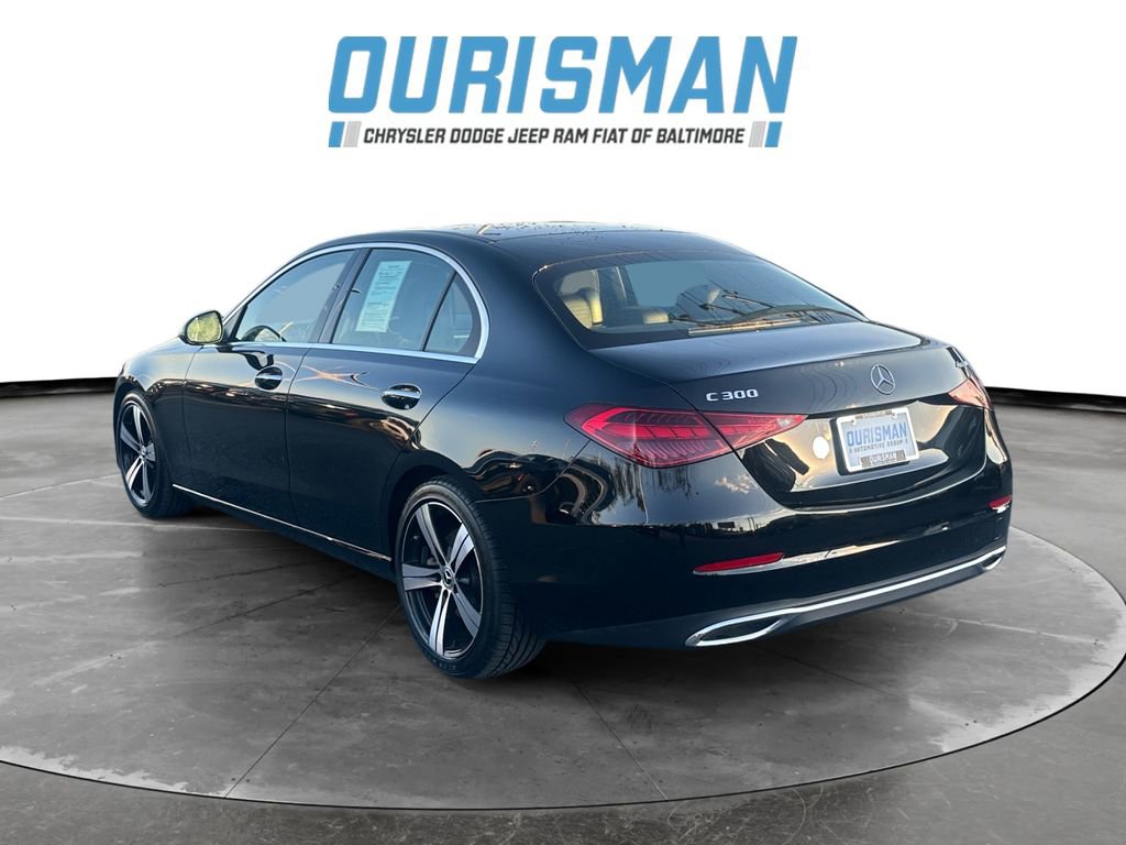 Used 2022 Mercedes-Benz C 300 4MATIC Sedan image 4