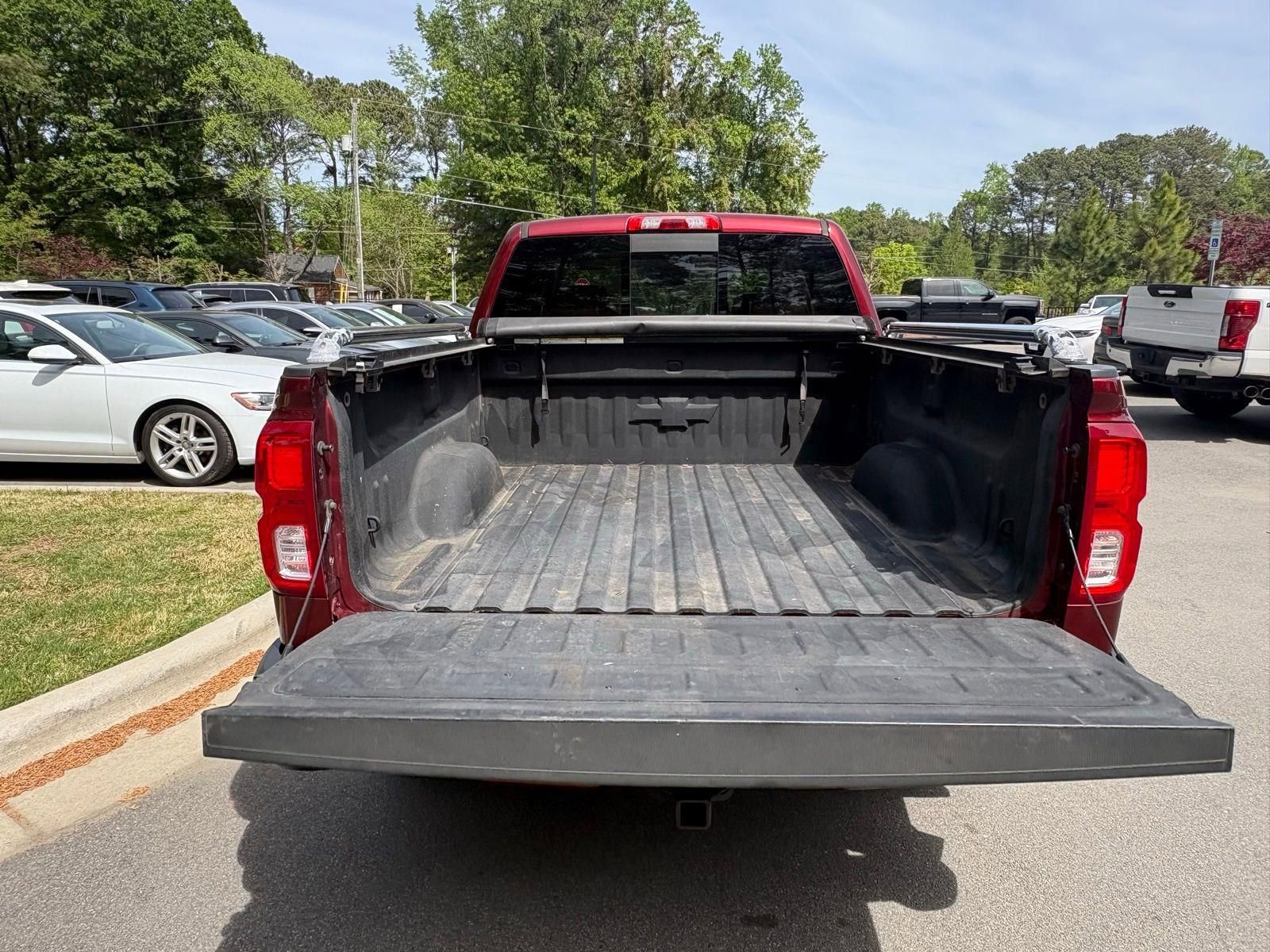 Used 2017 Chevrolet Silverado 1500 High Country image 15