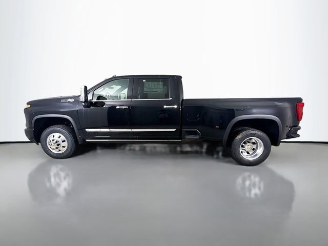 New 2026 Chevrolet Silverado 3500 High Country w/ High Country Premium Package image 4