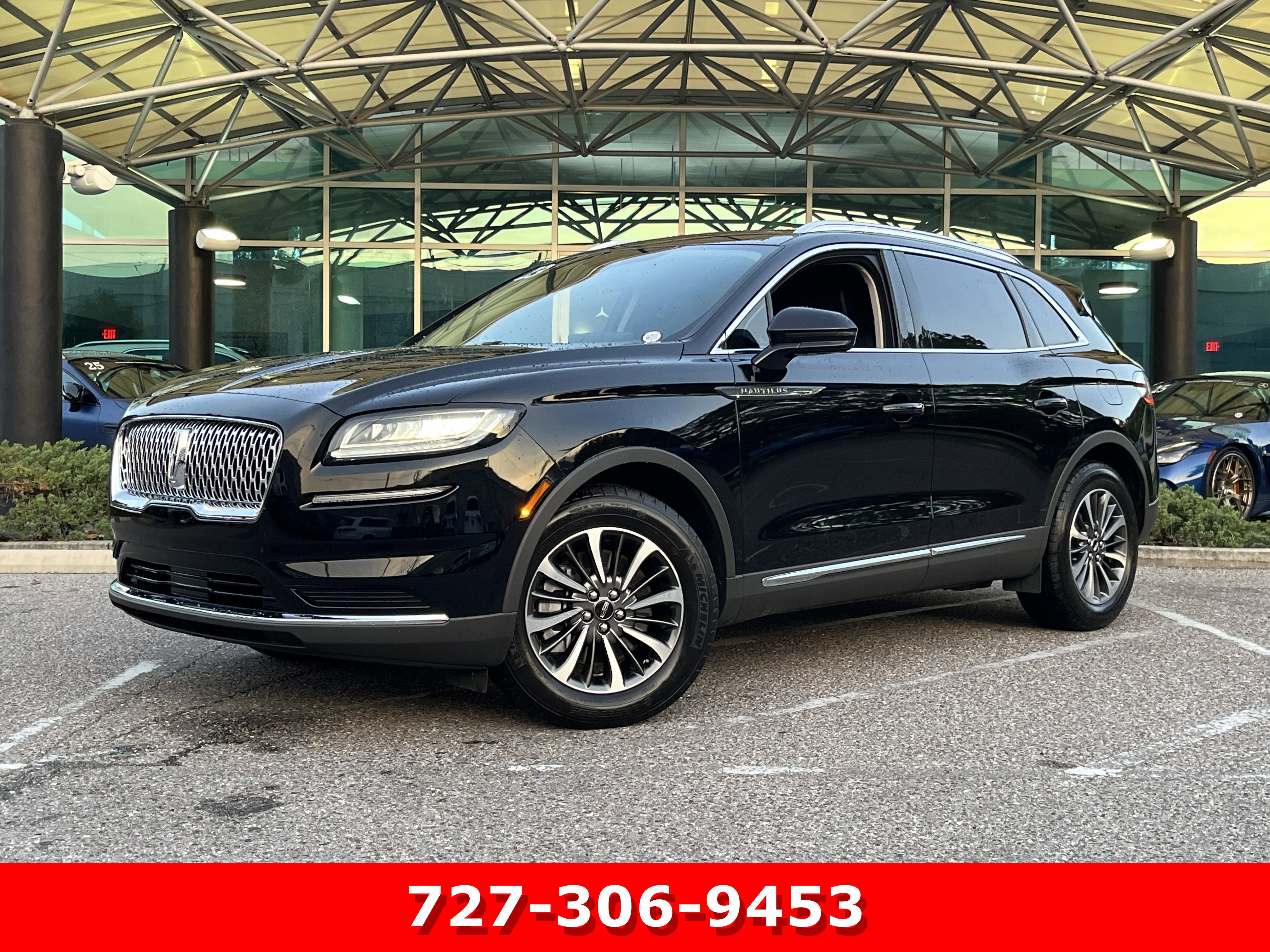 Used 2023 Lincoln Nautilus FWD w/ Premium Package image 1