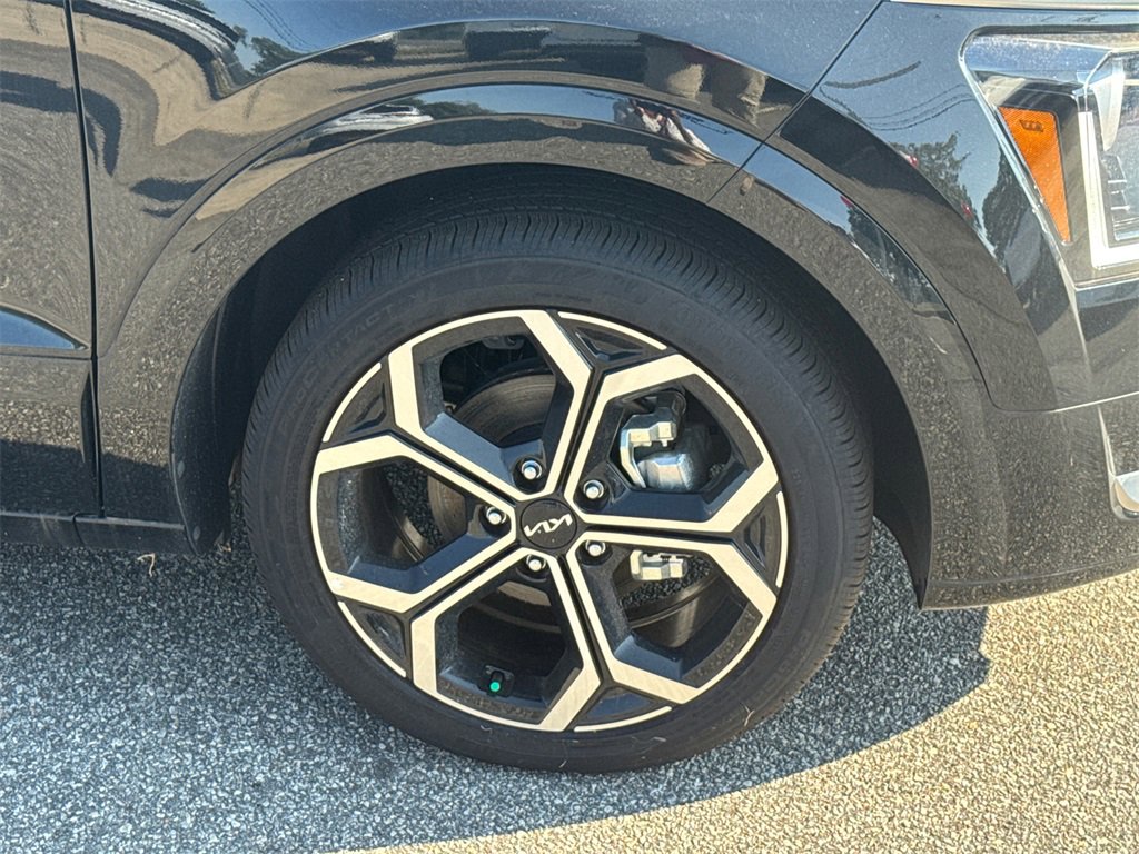 New 2024 Kia Niro EX Touring image 12