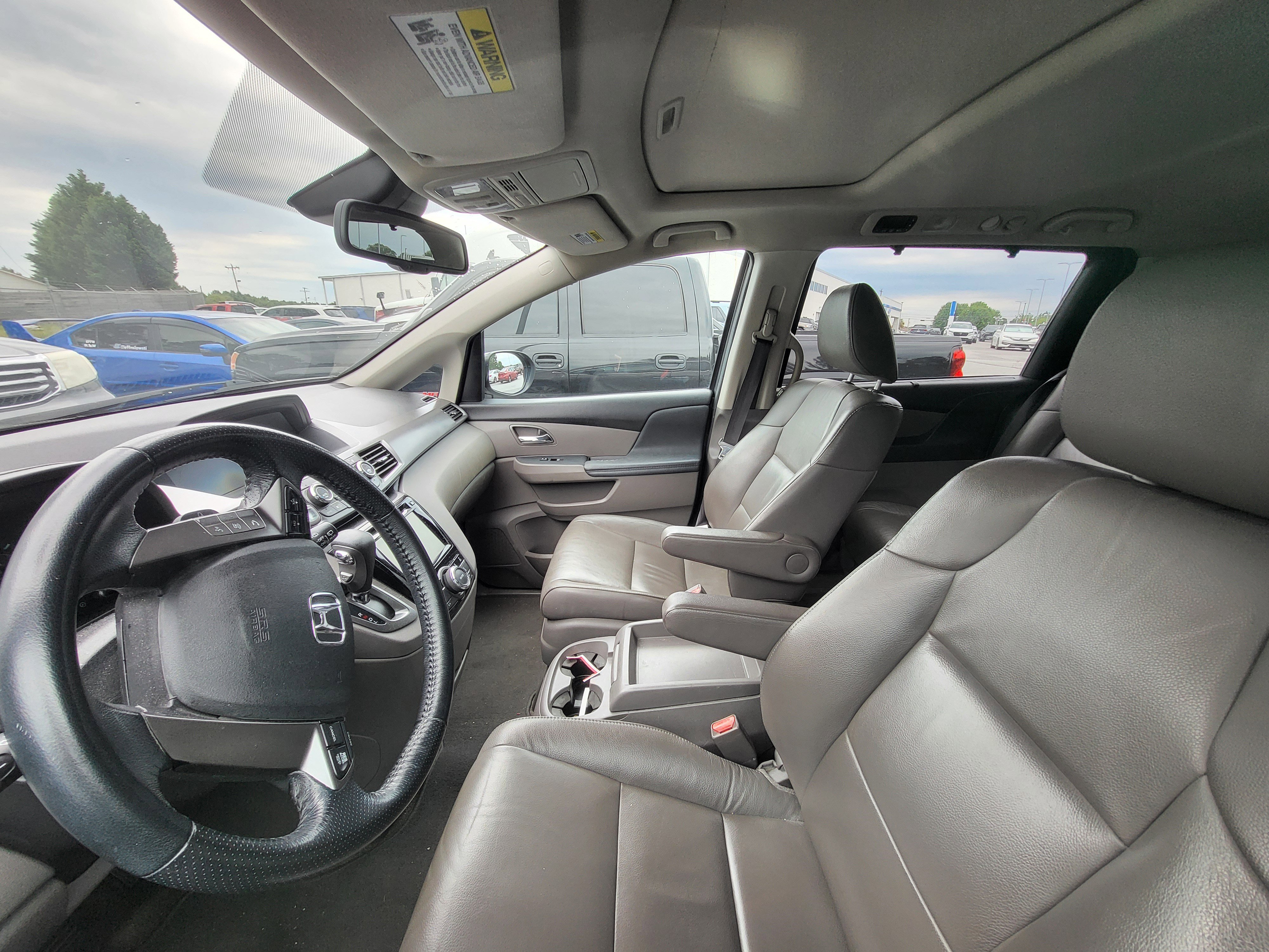 Used 2015 Honda Odyssey EX-L image 10