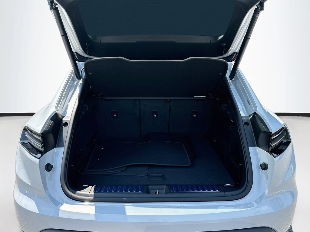 New 2026 Porsche Macan 4 Electric AWD/4WD image 28