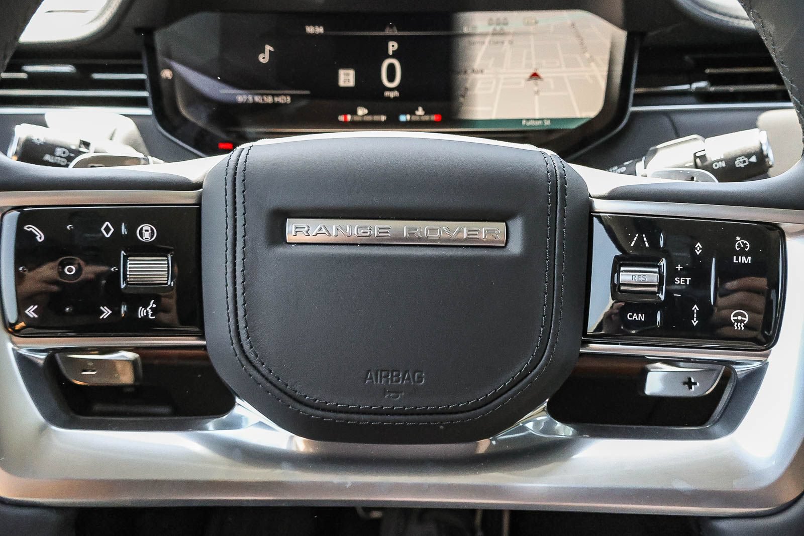 New 2026 Land Rover Range Rover Long Wheelbase SE AWD/4WD image 29