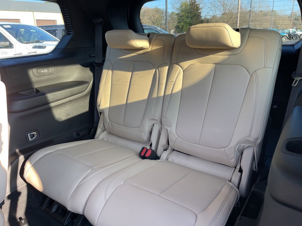 New 2025 Jeep Grand Cherokee L Limited w/ Luxury Tech Group II image 20