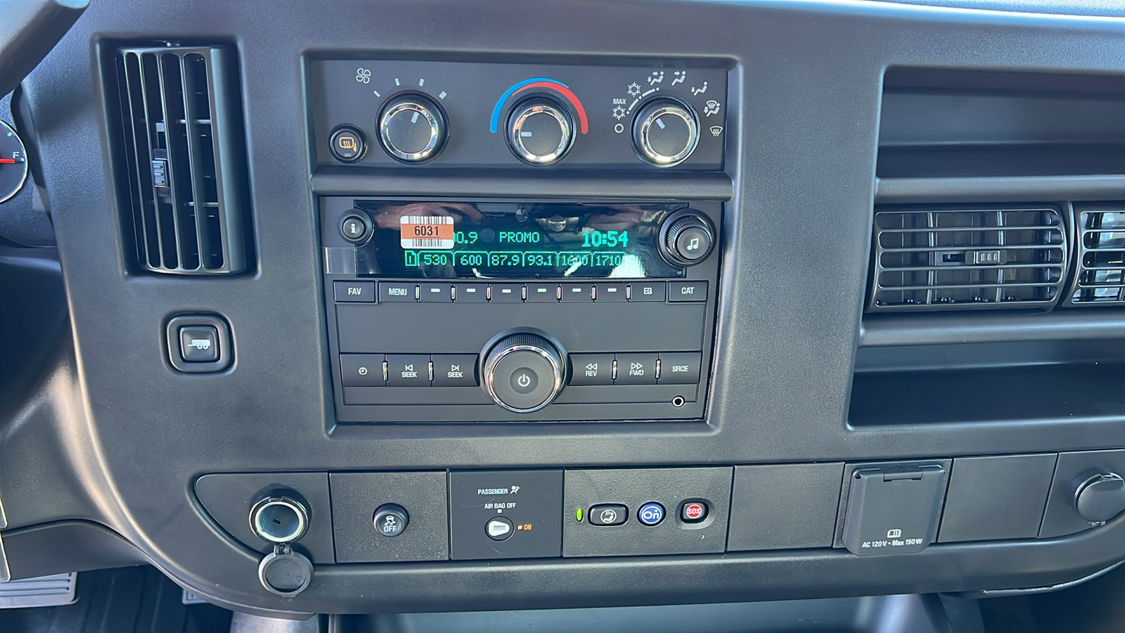 New 2025 Chevrolet Express 2500 w/ Driver Convenience Package RWD image 20