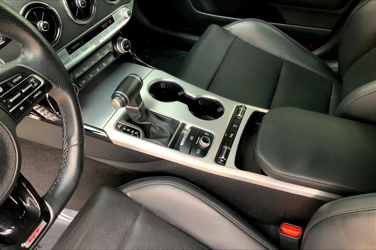 Used 2020 Kia Stinger GT image 16
