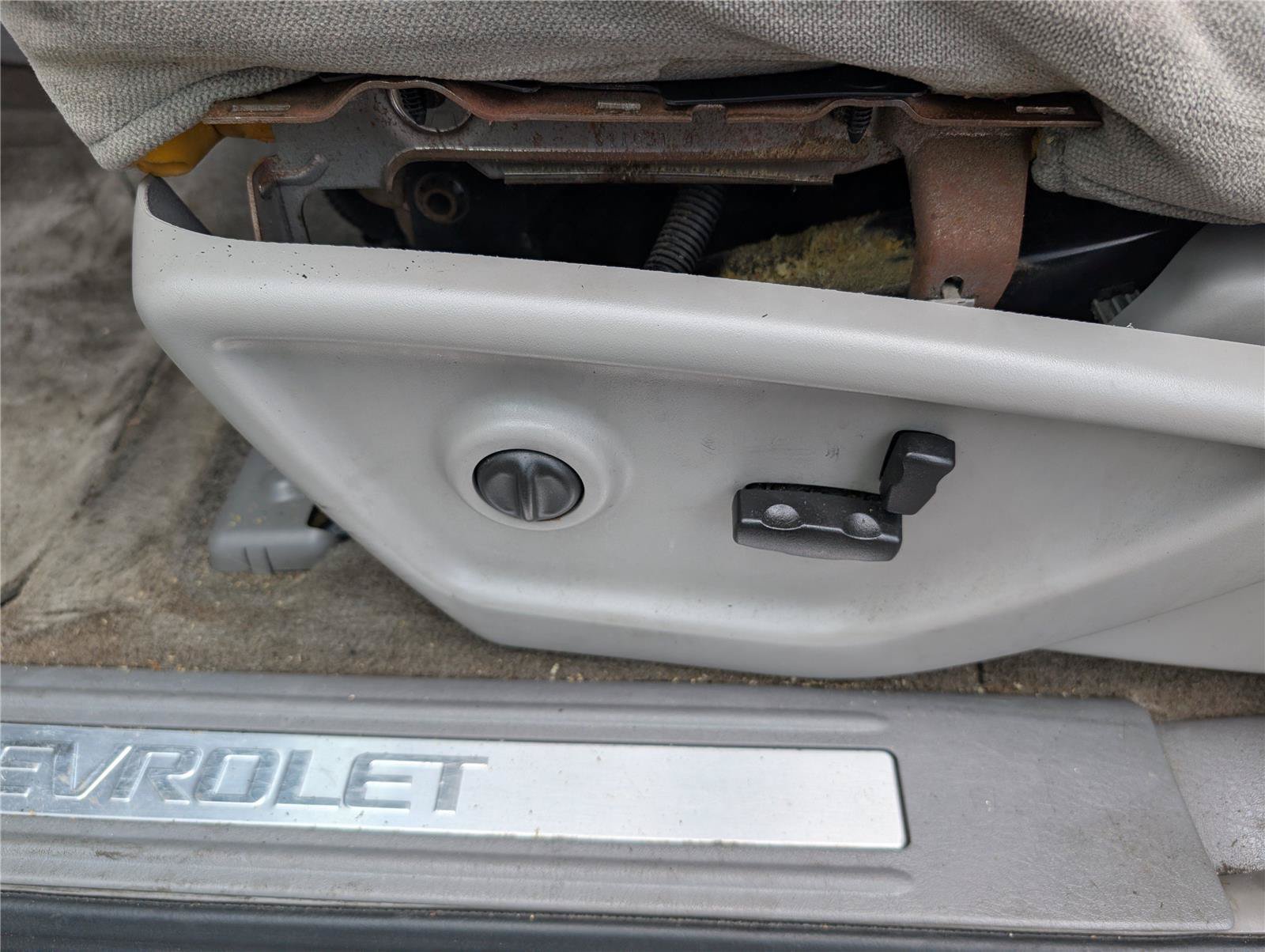 Used 2005 Chevrolet TrailBlazer LS w/ LS Preferred Equipment Group RWD image 12