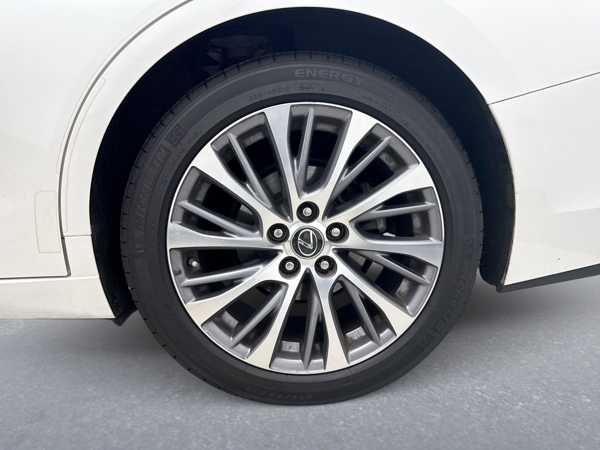 Used 2021 Lexus ES 350 w/ Premium Package image 13