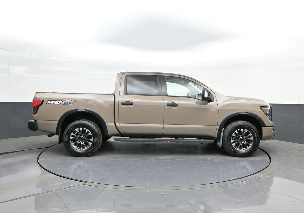 Used 2023 Nissan Titan PRO-4X w/ Pro-4x Convenience Package image 24
