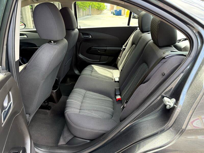 Used 2020 Chevrolet Sonic LT image 24